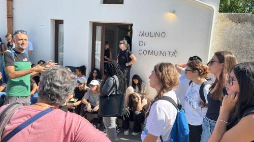 Coordinamento gruppo internazionale - con gli studenti della scuola secondaria di II grado